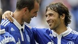 Metzelder: "Raul  hơn Robben về ảnh hưởng với đội bóng"